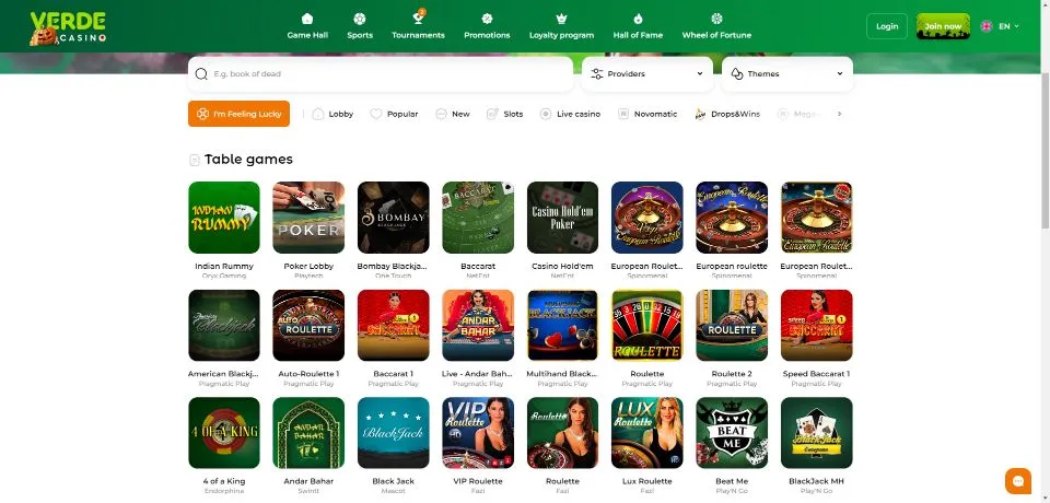 Virtual football league